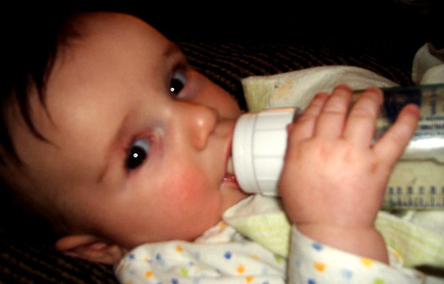 When To Stop Bottle Feeding Baby At Night