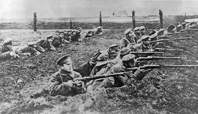 World War 1 Soldiers In Trenches